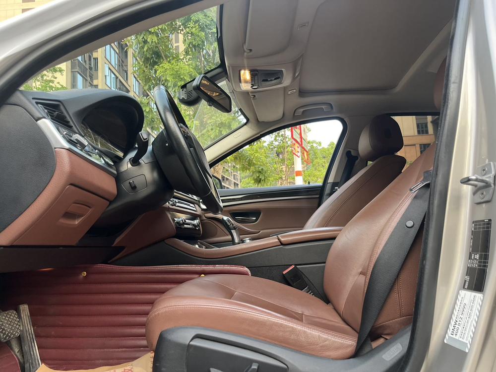 BMW BMW 5-Series