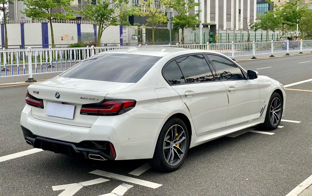 BMW BMW 5-Series