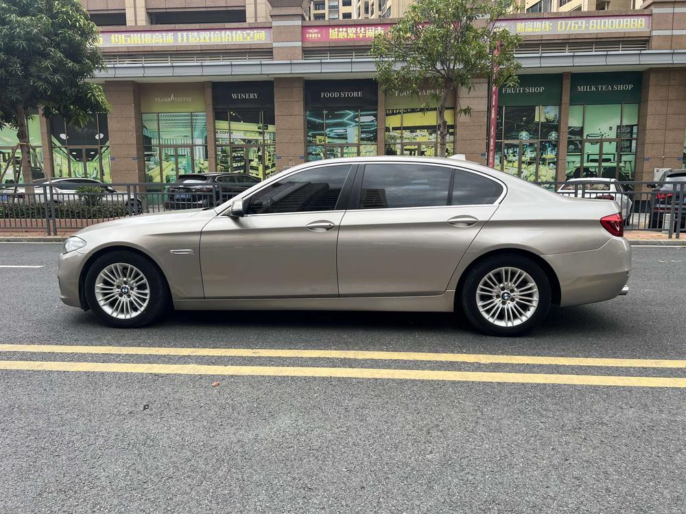 BMW BMW 5-Series