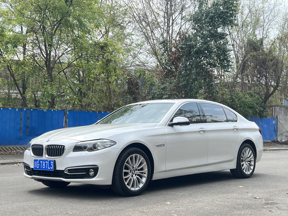 BMW BMW 5-Series