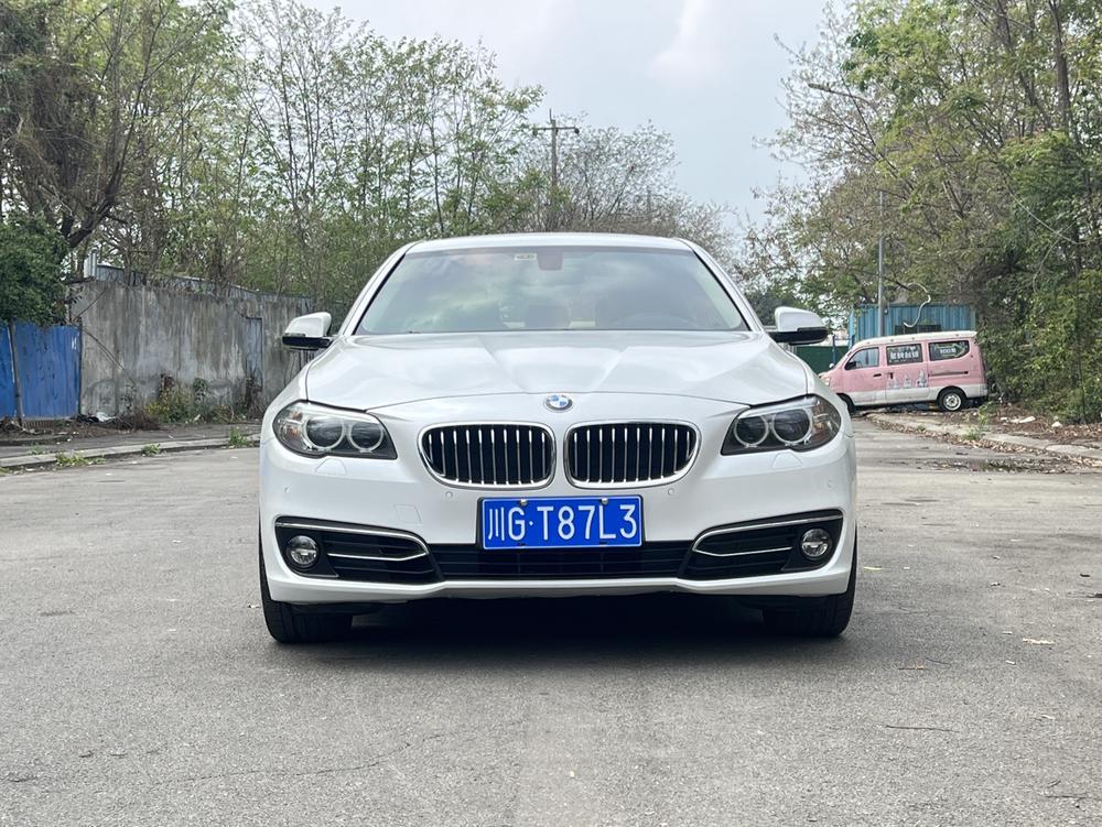 BMW BMW 5-Series