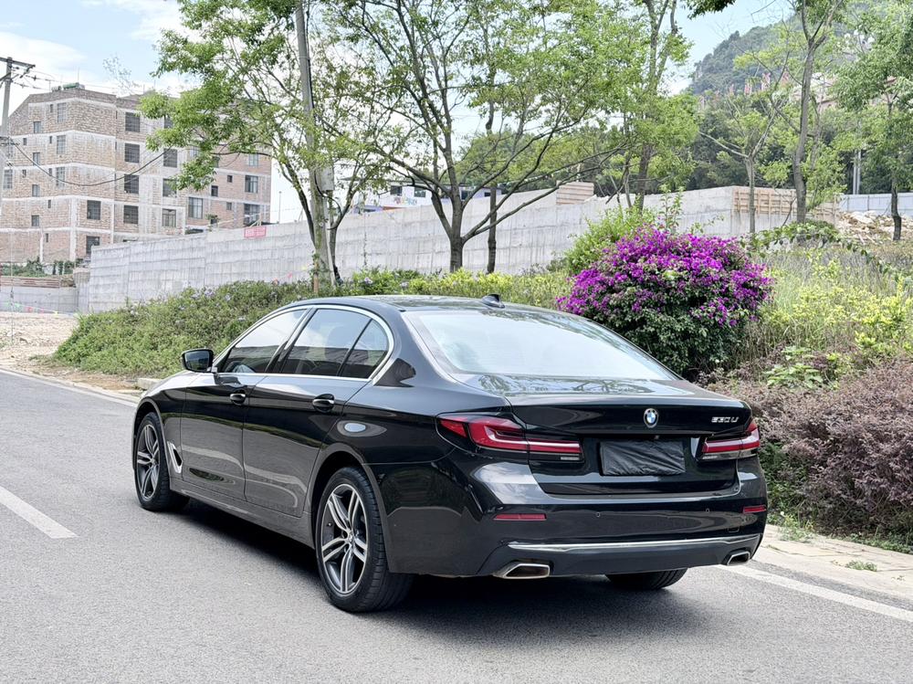 BMW BMW 5-Series