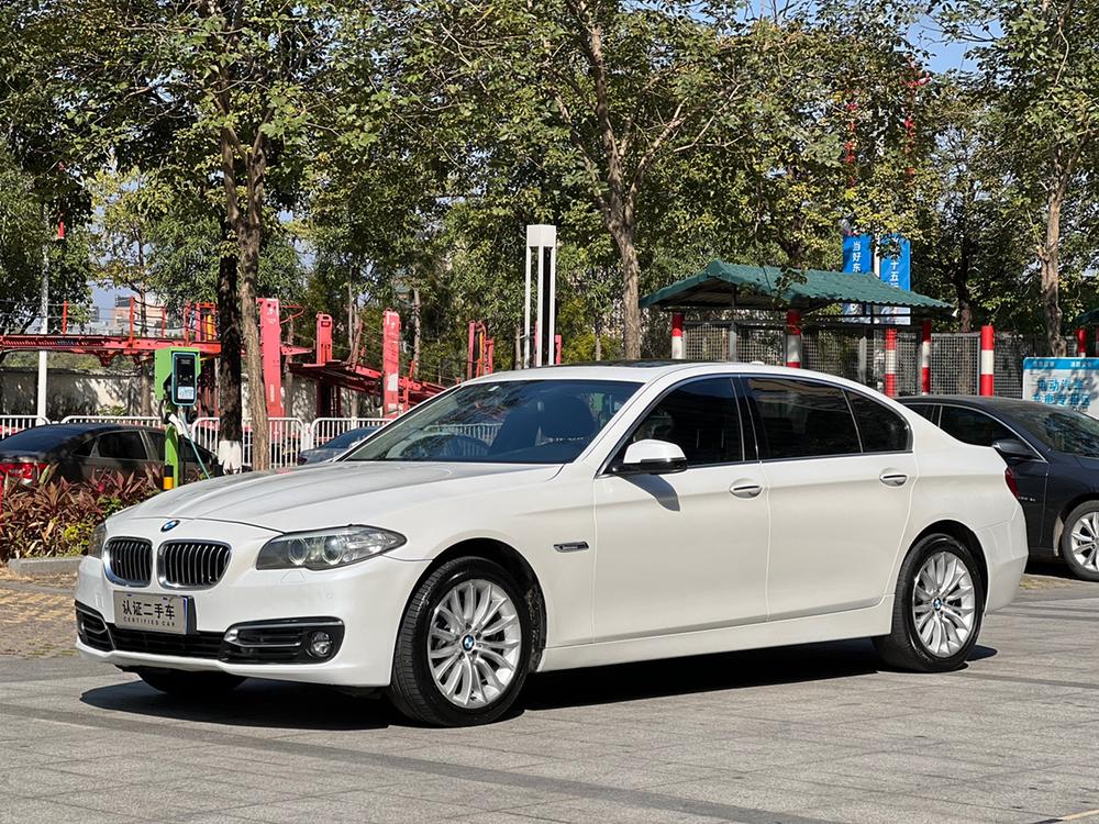 BMW BMW 5-Series