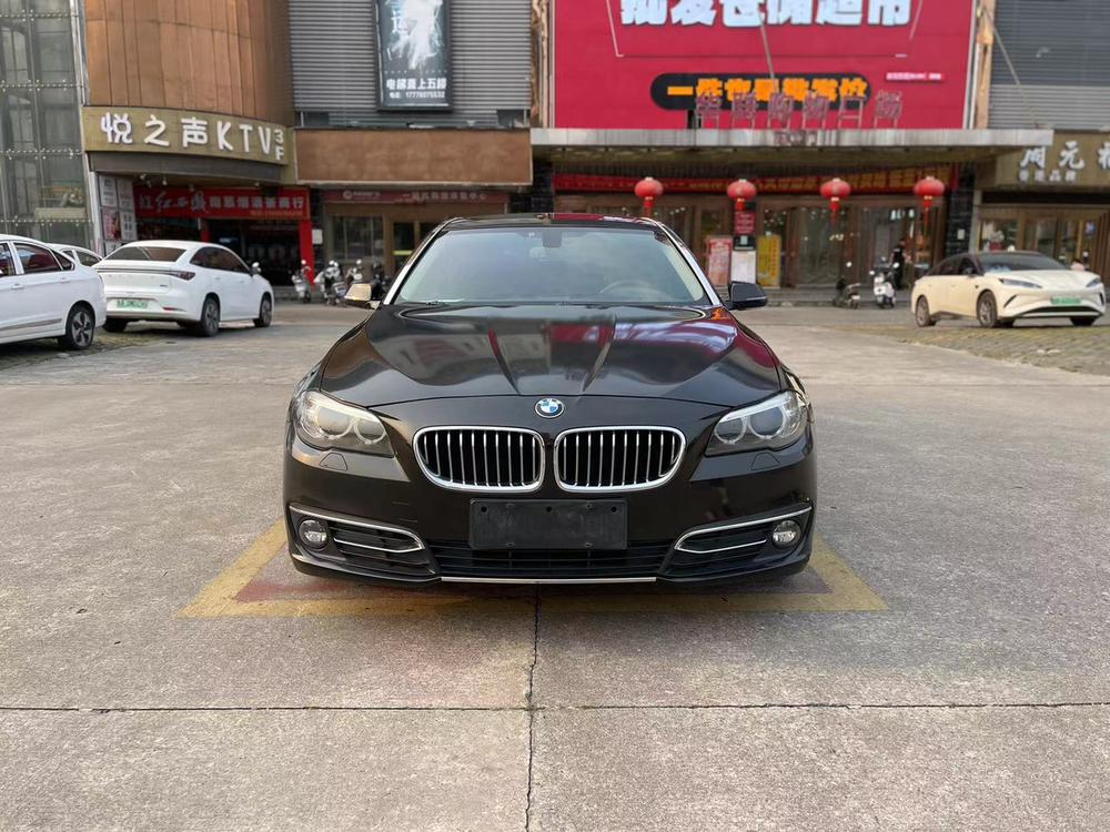 BMW BMW 5-Series