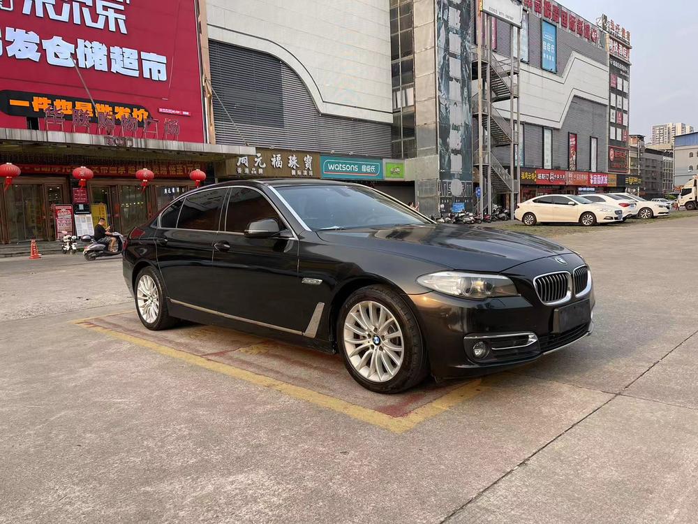 BMW BMW 5-Series