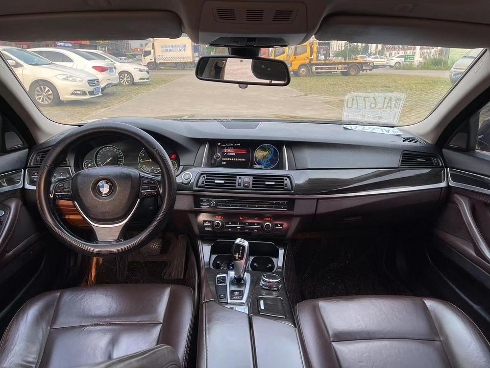 BMW BMW 5-Series