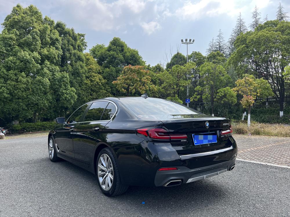 BMW BMW 5-Series