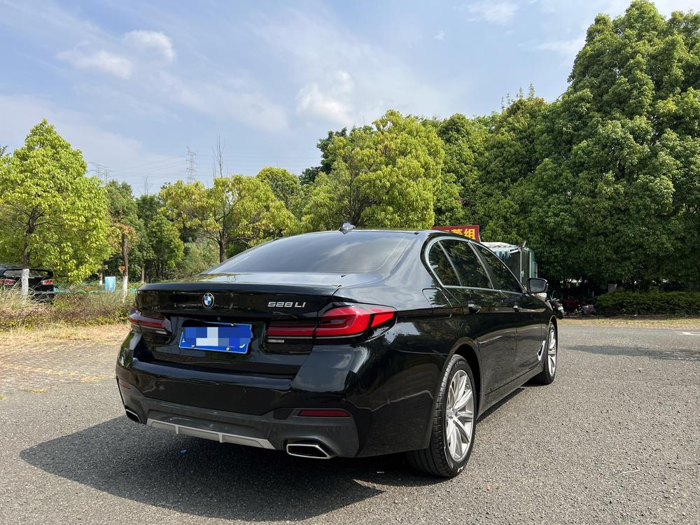 BMW BMW 5-Series