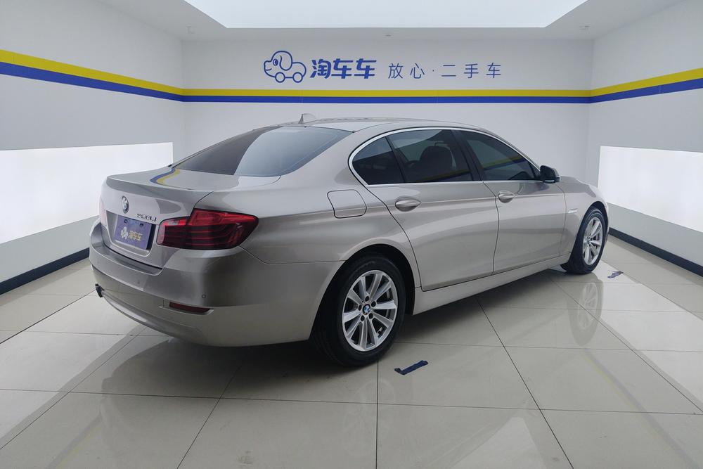 BMW BMW 5-Series