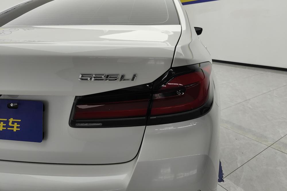 BMW BMW 5-Series