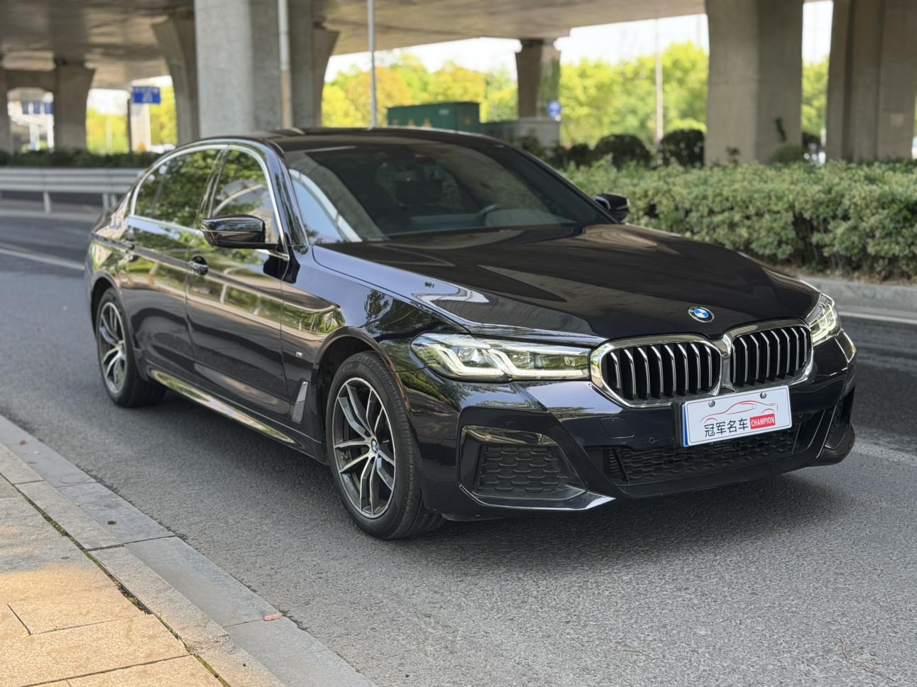 BMW BMW 5-Series