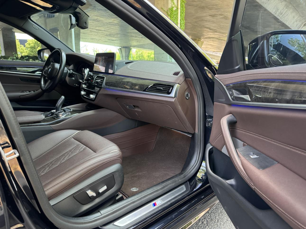 BMW BMW 5-Series