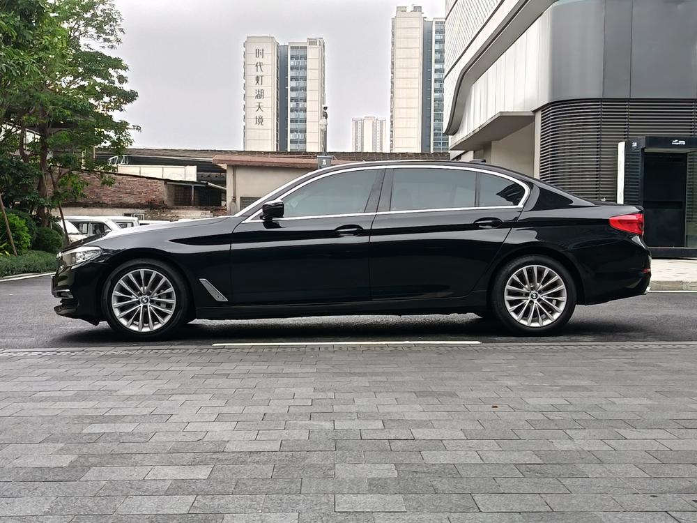 BMW BMW 5-Series