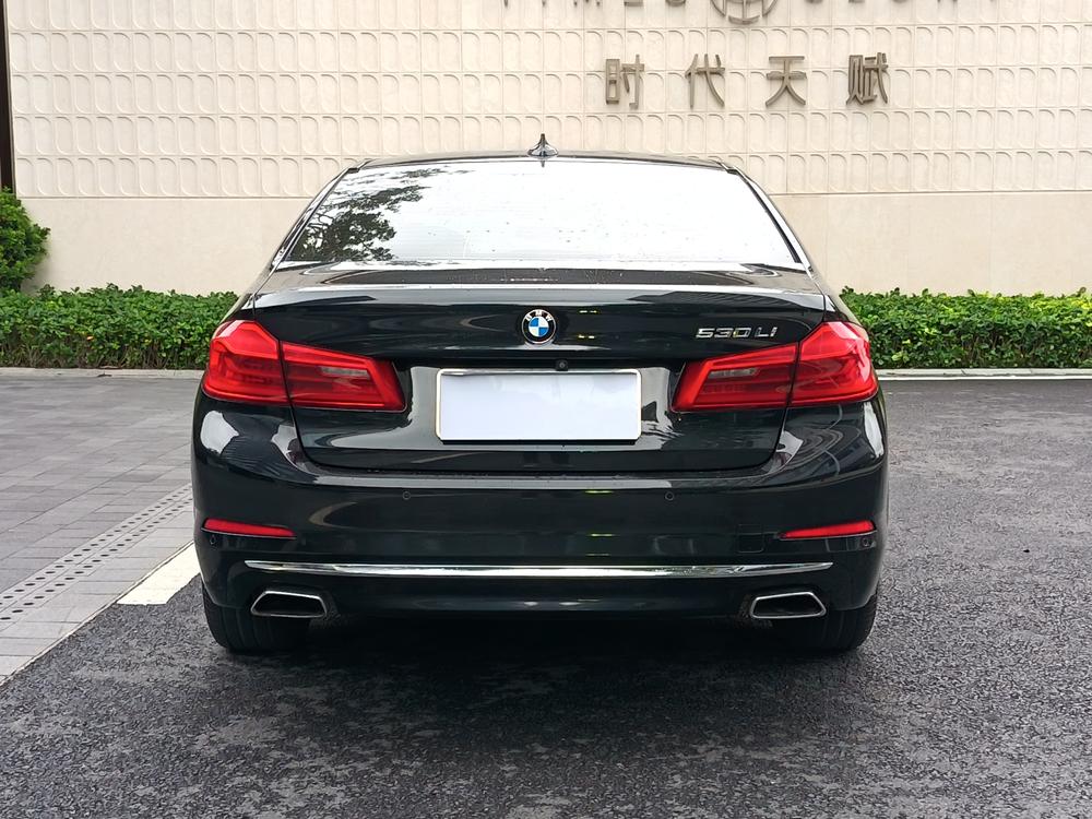 BMW BMW 5-Series