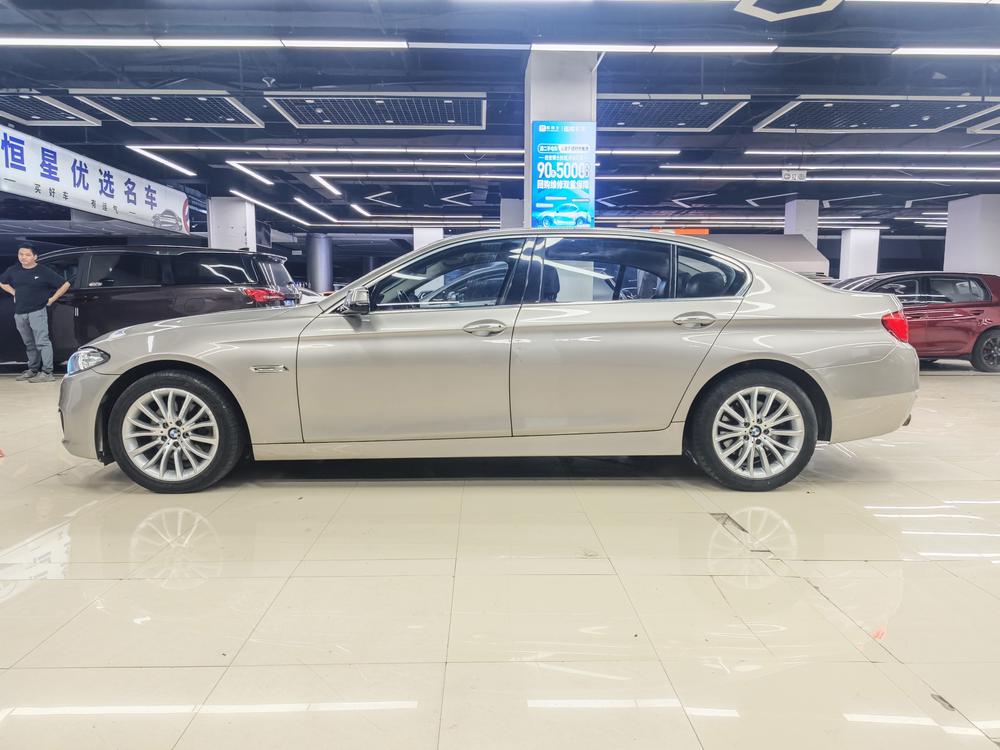 BMW BMW 5-Series
