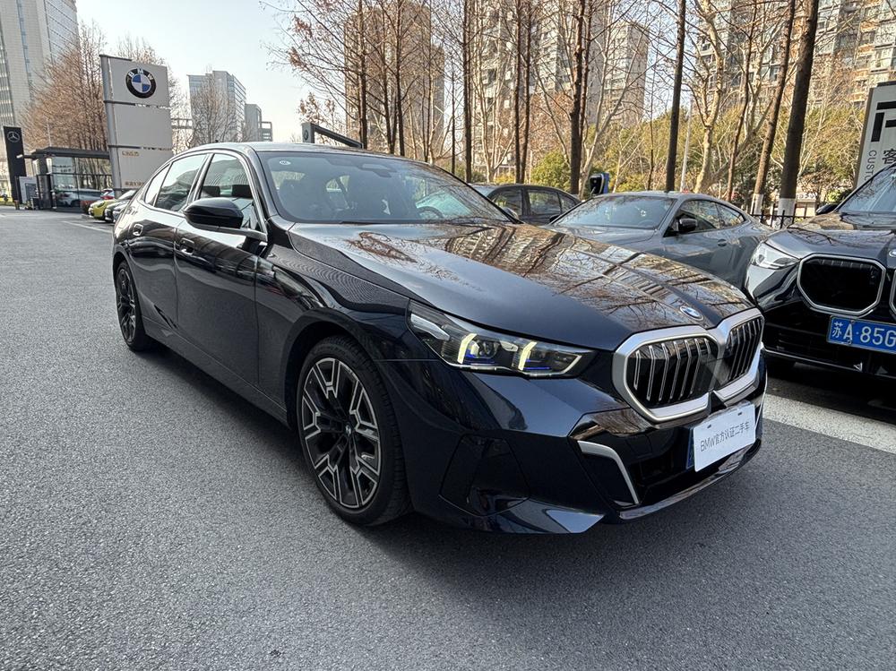 BMW BMW 5-Series