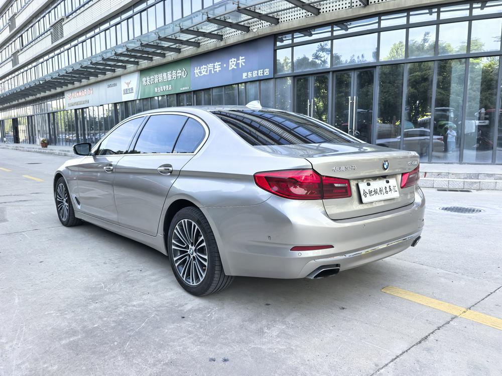 BMW BMW 5-Series