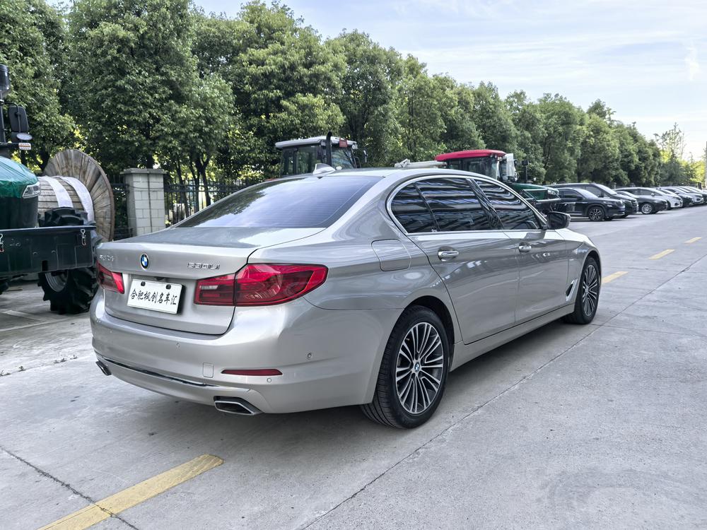 BMW BMW 5-Series