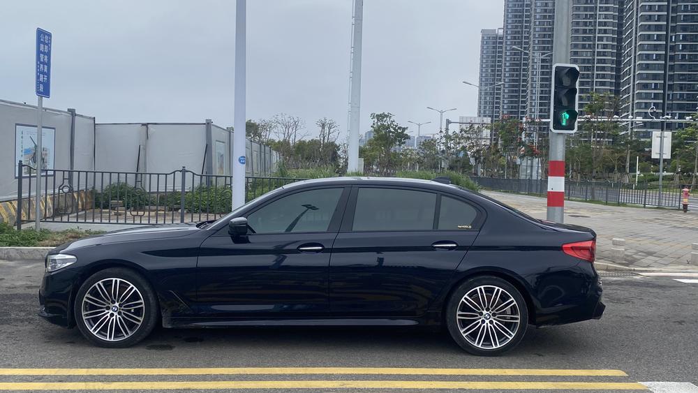 BMW BMW 5-Series