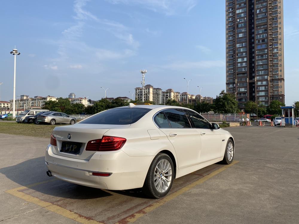 BMW BMW 5-Series