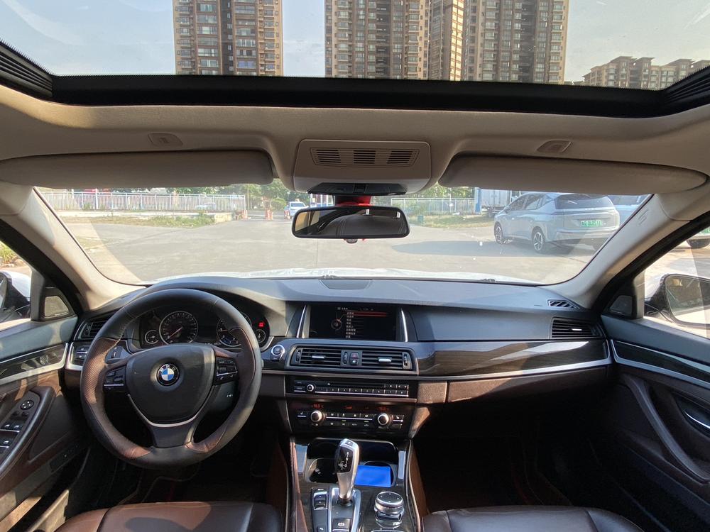 BMW BMW 5-Series