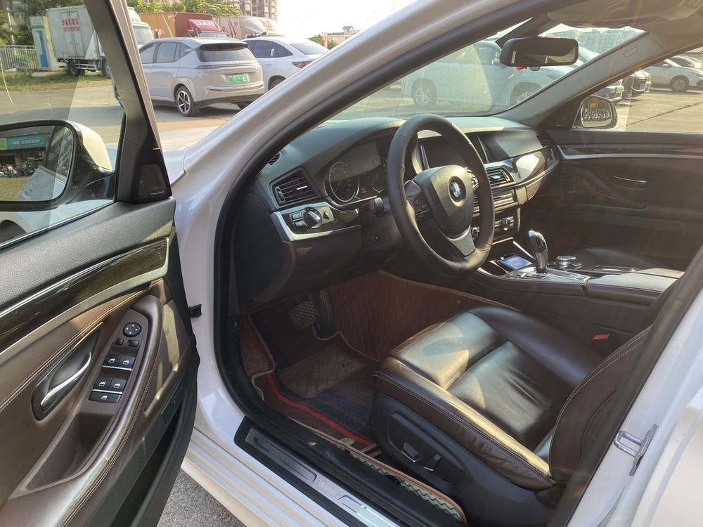 BMW BMW 5-Series