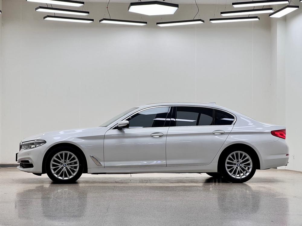 BMW BMW 5-Series