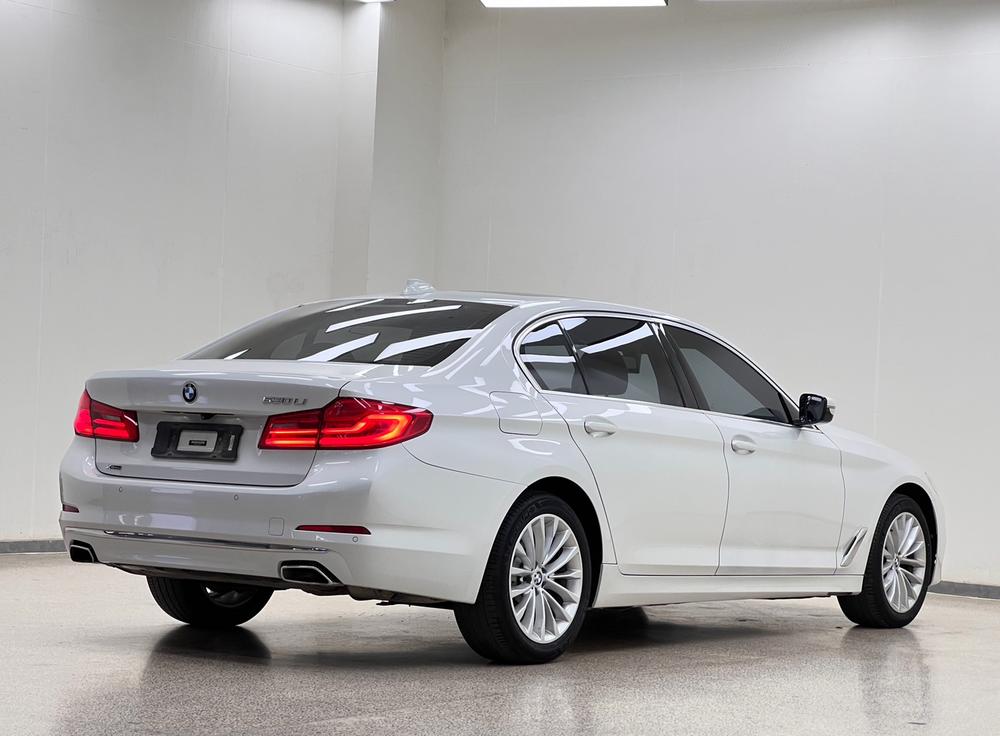 BMW BMW 5-Series