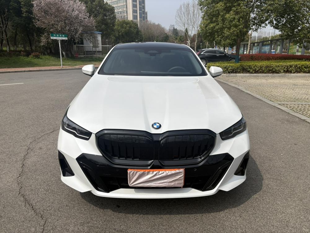 BMW BMW 5-Series