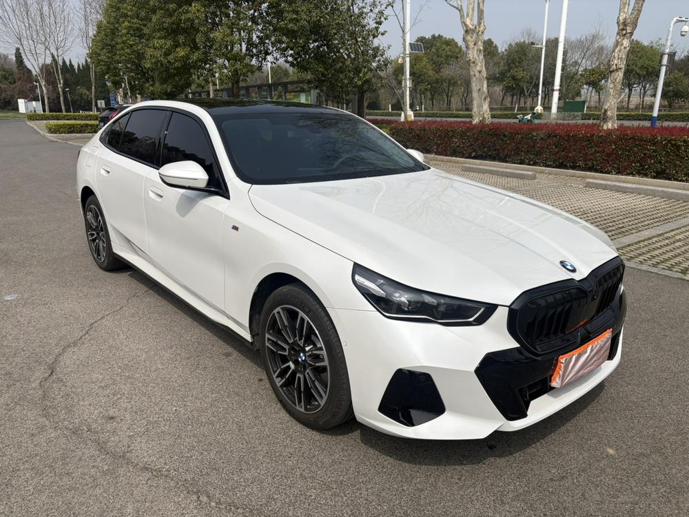 BMW BMW 5-Series