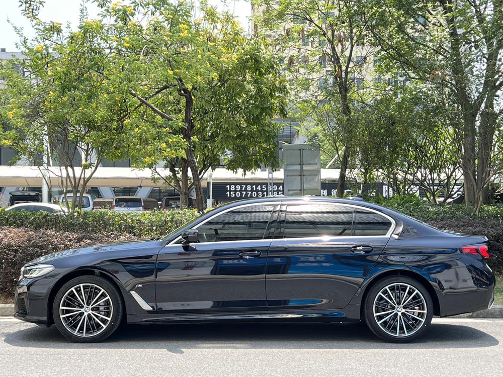 BMW BMW 5-Series