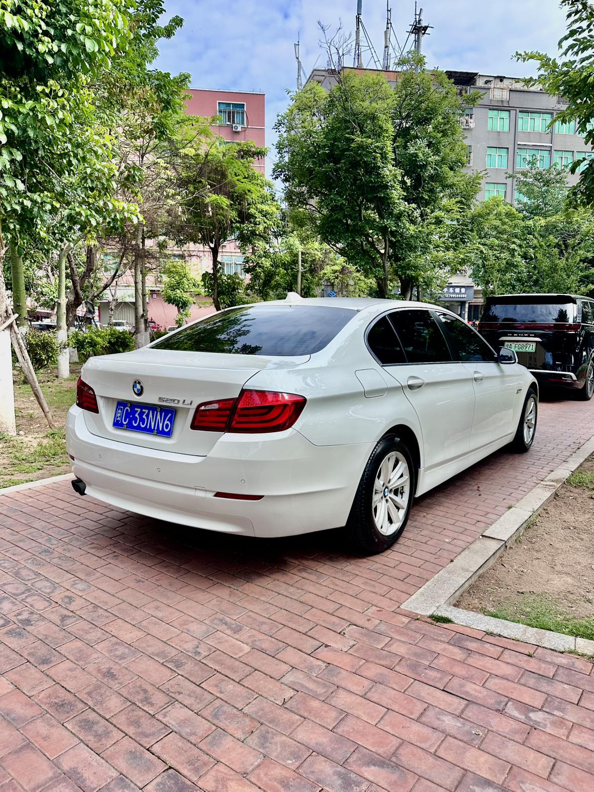 BMW BMW 5-Series
