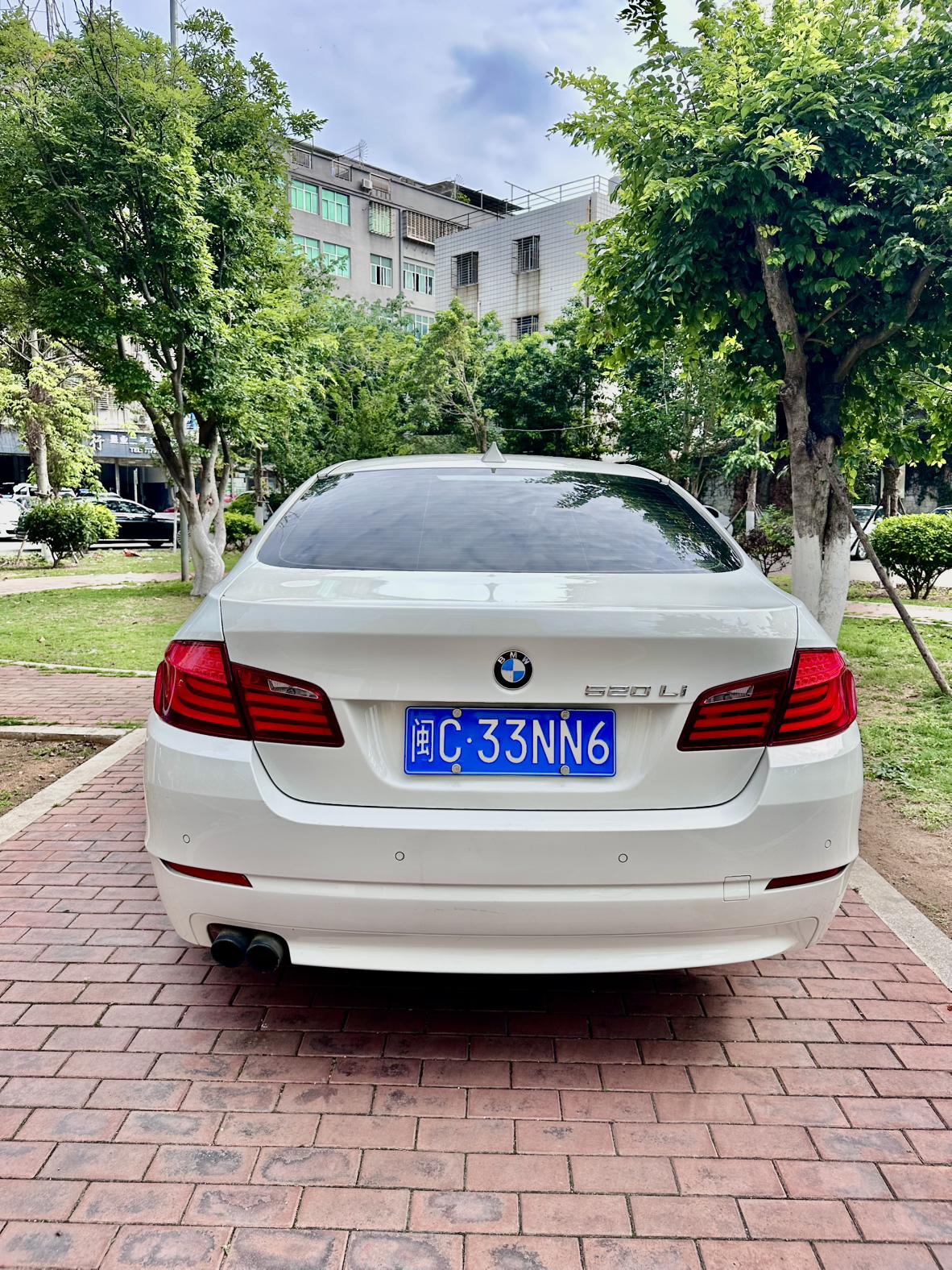 BMW BMW 5-Series