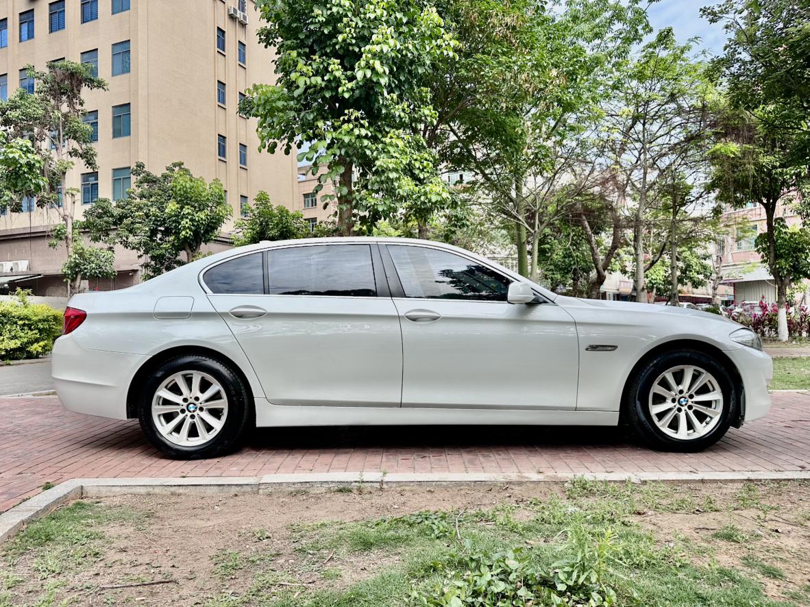 BMW BMW 5-Series