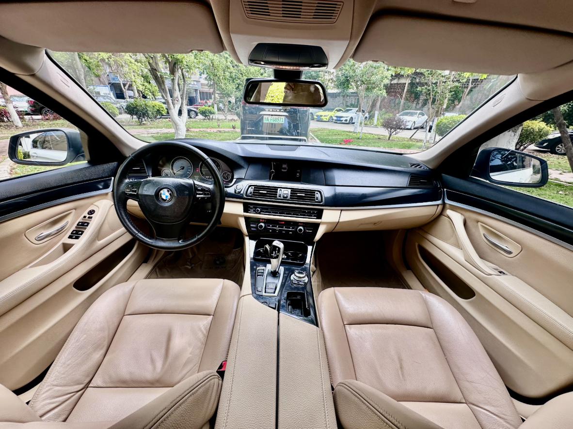 BMW BMW 5-Series