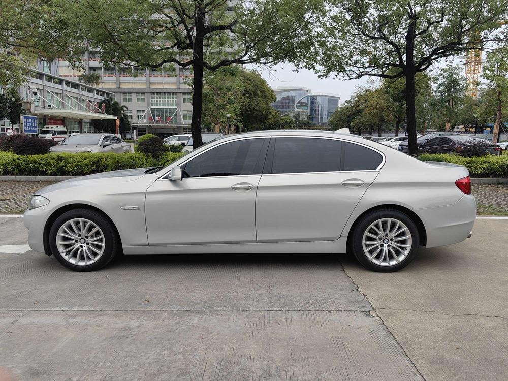 BMW BMW 5-Series