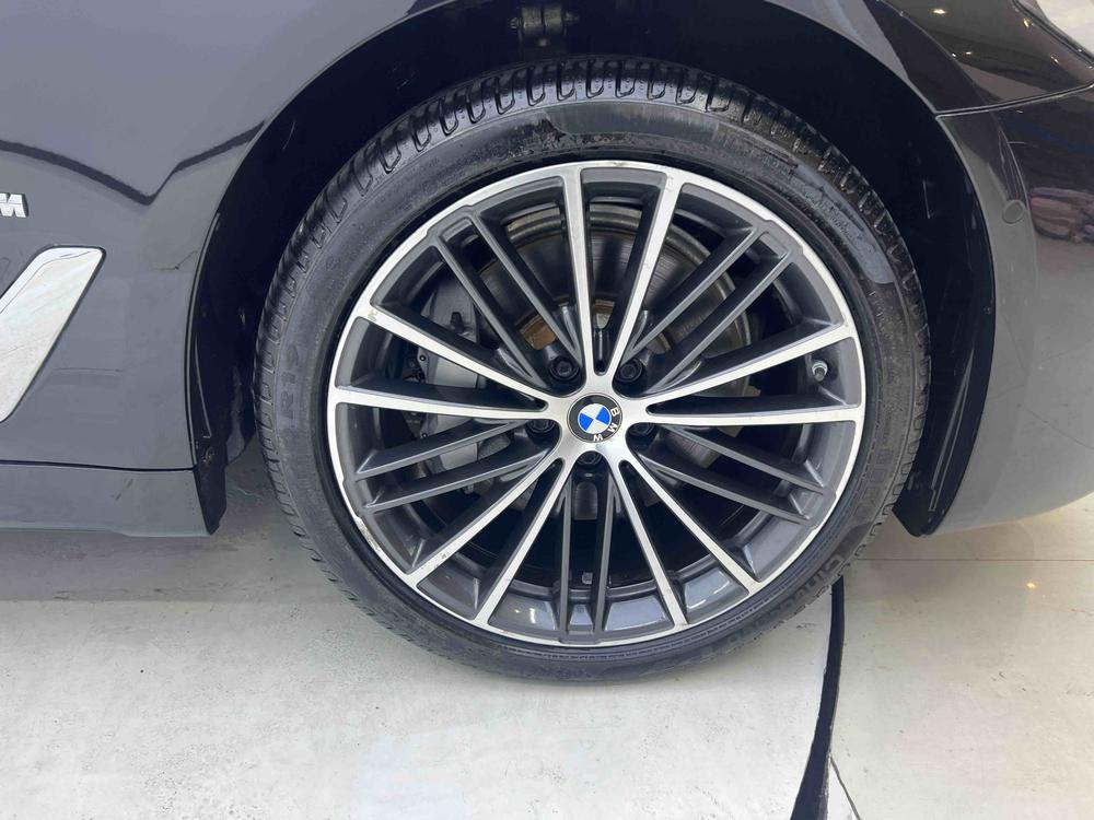BMW BMW 5-Series