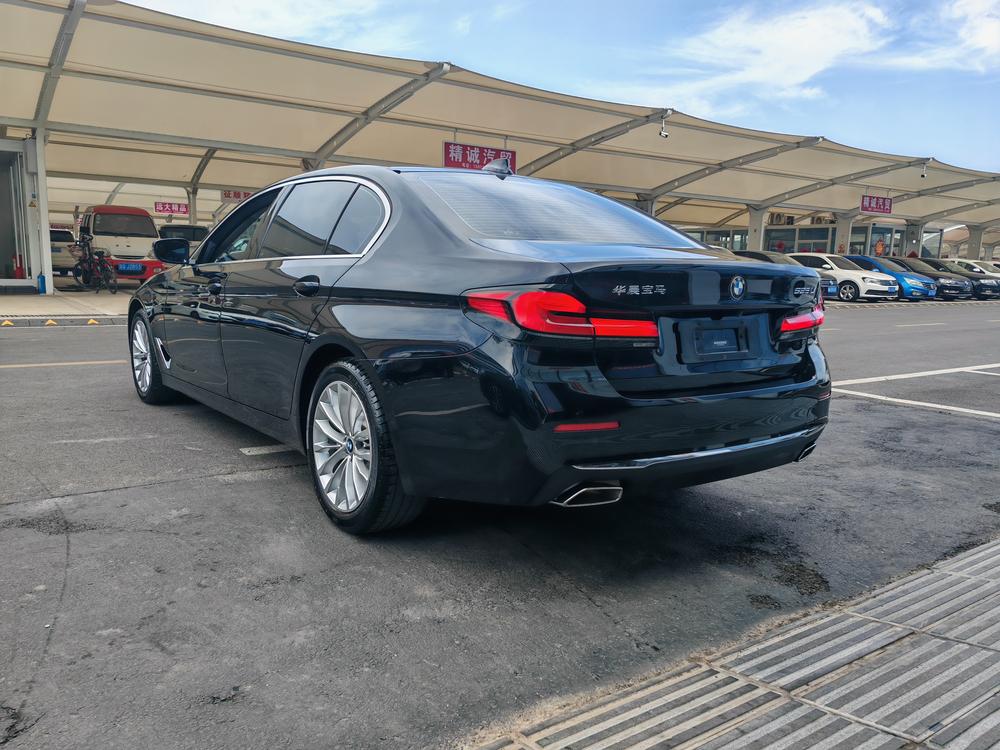 BMW BMW 5-Series