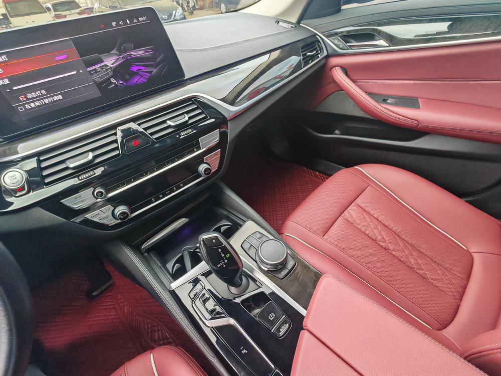 BMW BMW 5-Series