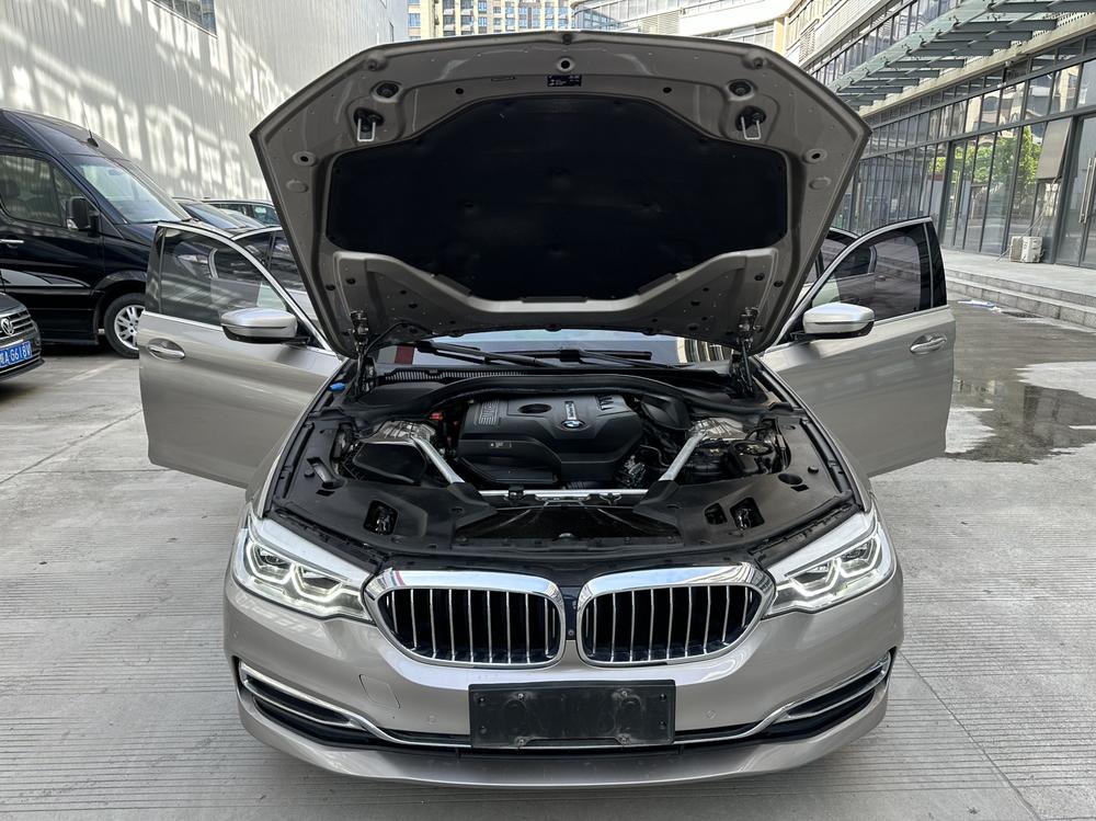 BMW BMW 5-Series