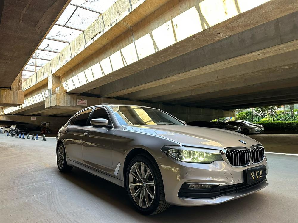BMW BMW 5-Series