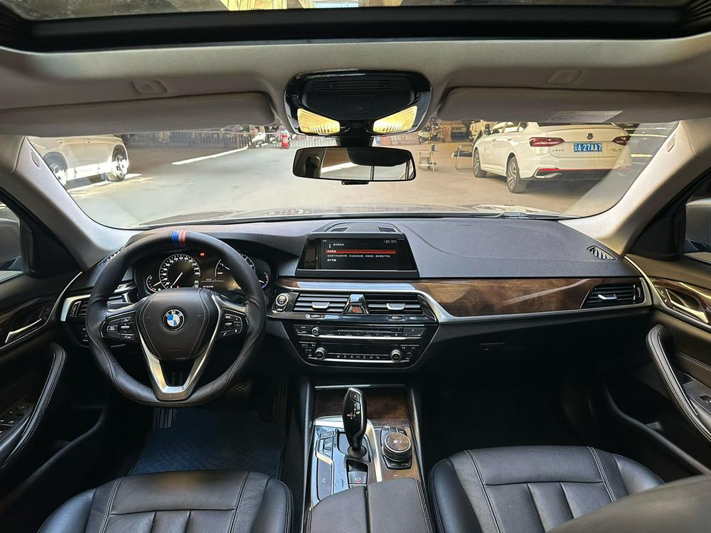 BMW BMW 5-Series