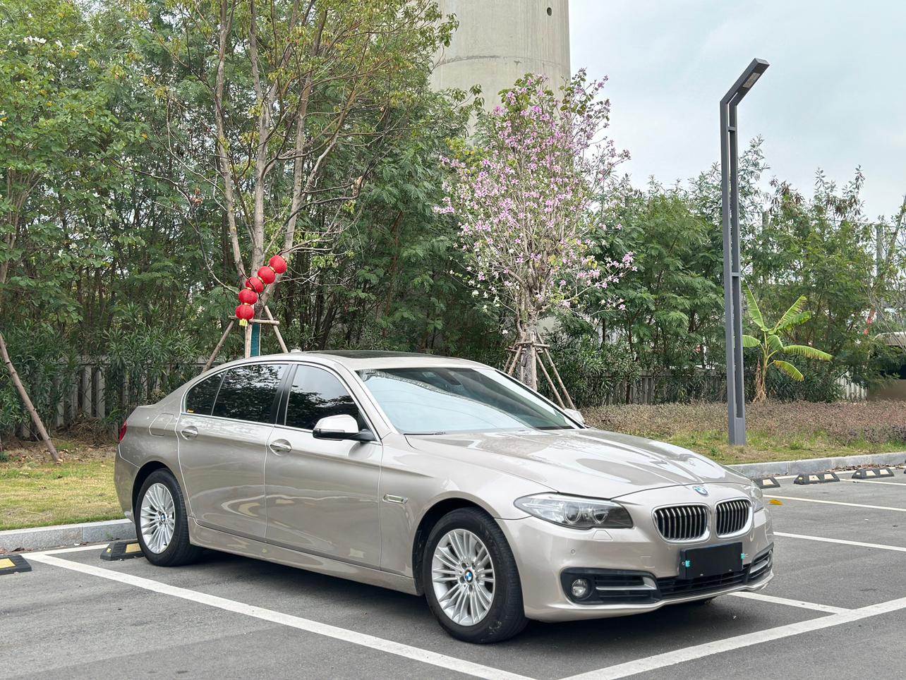 BMW BMW 5-Series