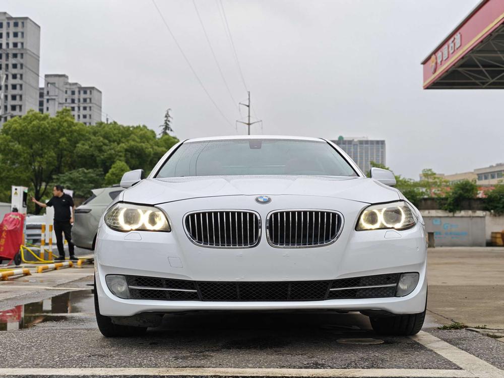 BMW BMW 5-Series
