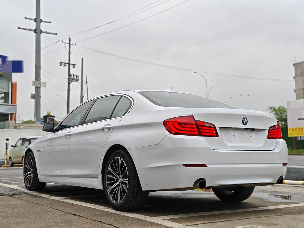BMW BMW 5-Series