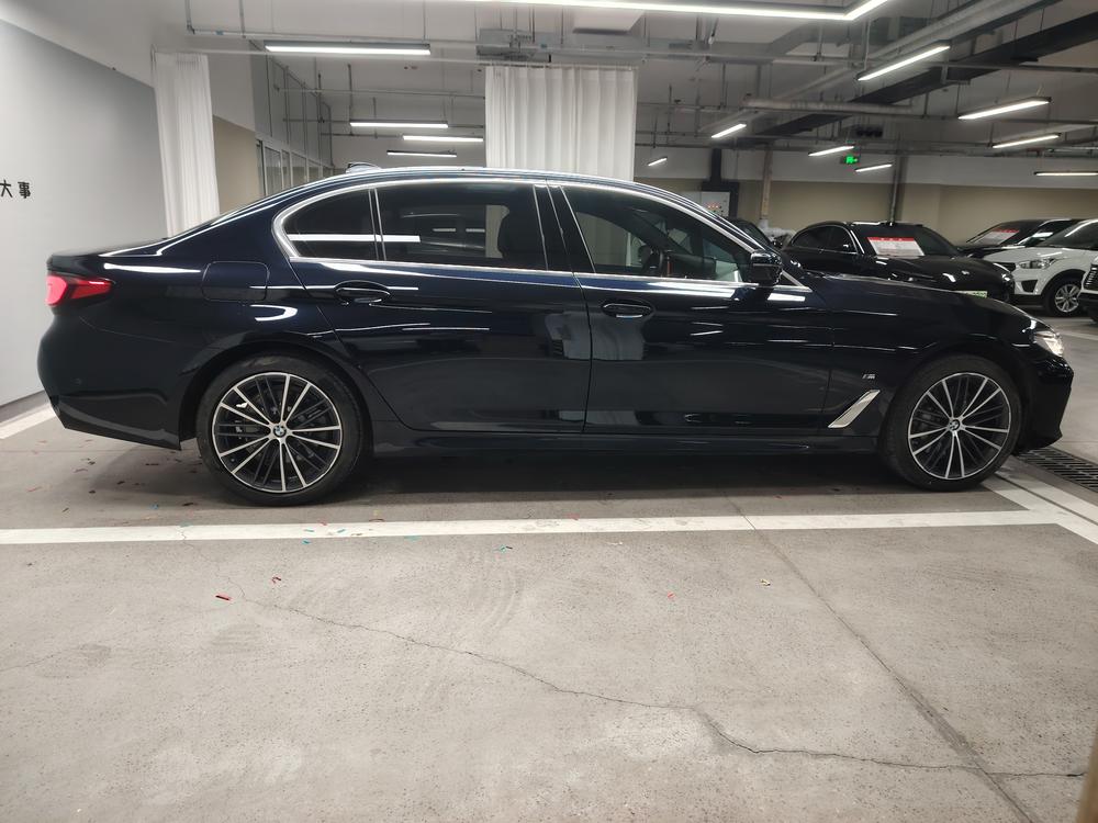 BMW BMW 5-Series