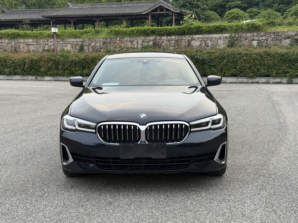 BMW BMW 5-Series