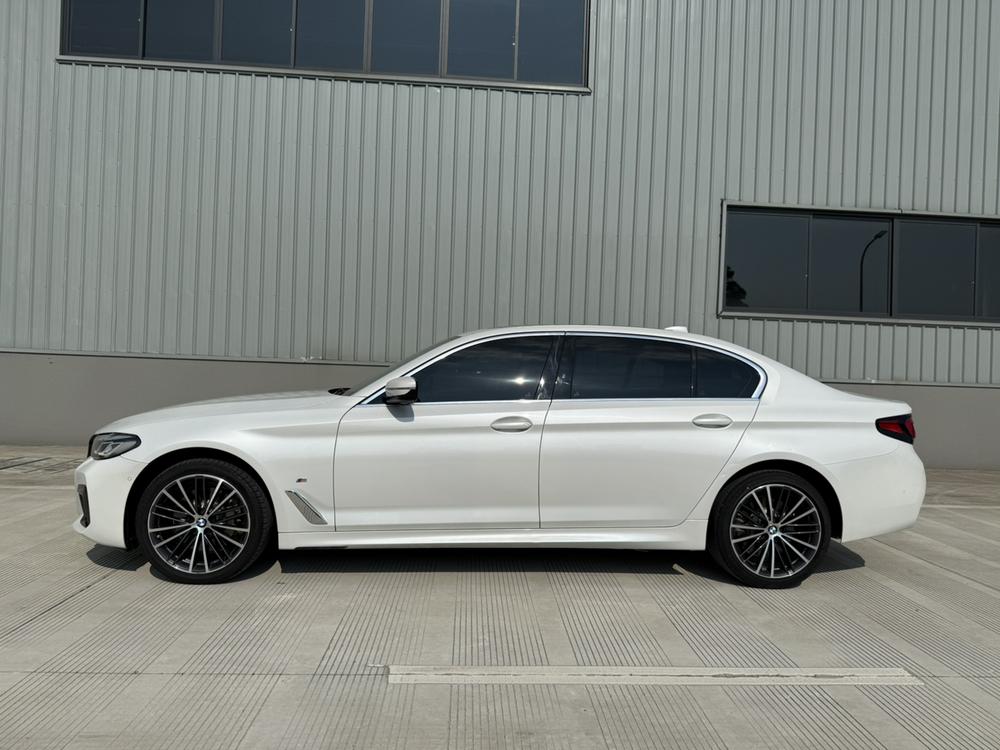 BMW BMW 5-Series
