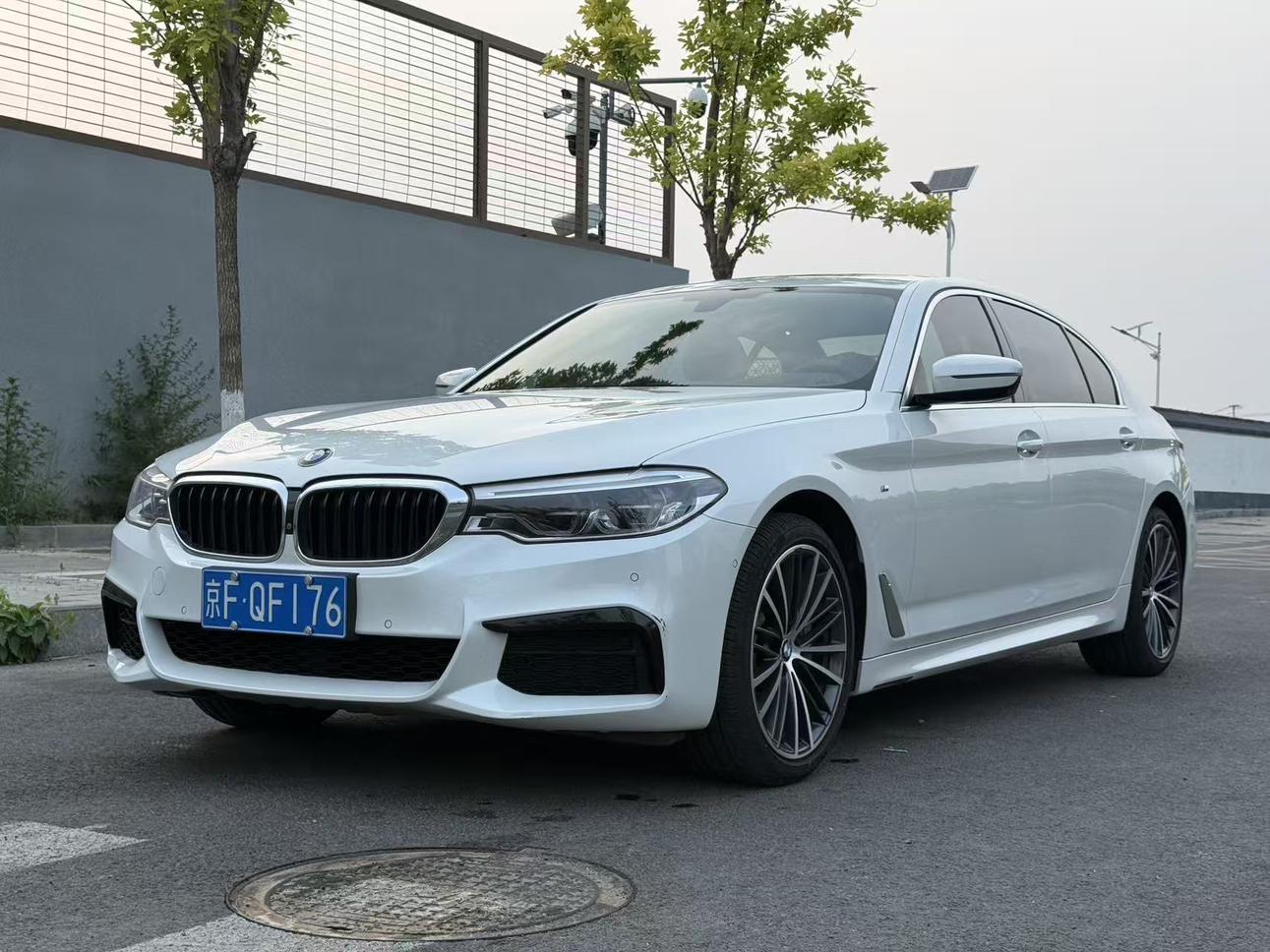 BMW BMW 5-Series