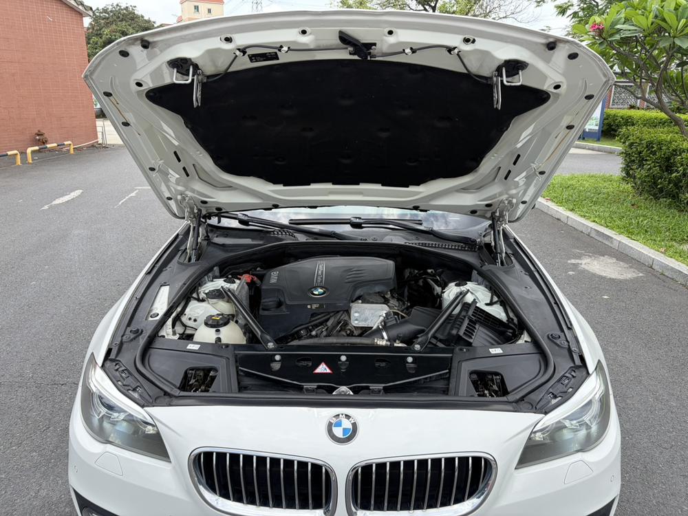 BMW BMW 5-Series